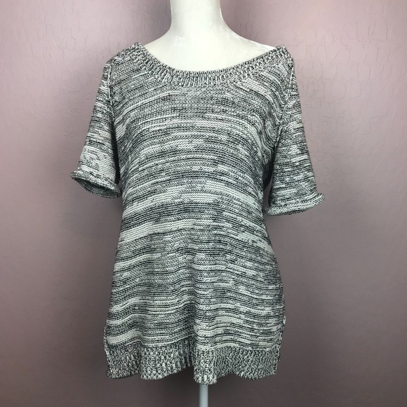 CAbi Sweater Top Short Sleeve Black & Cream M